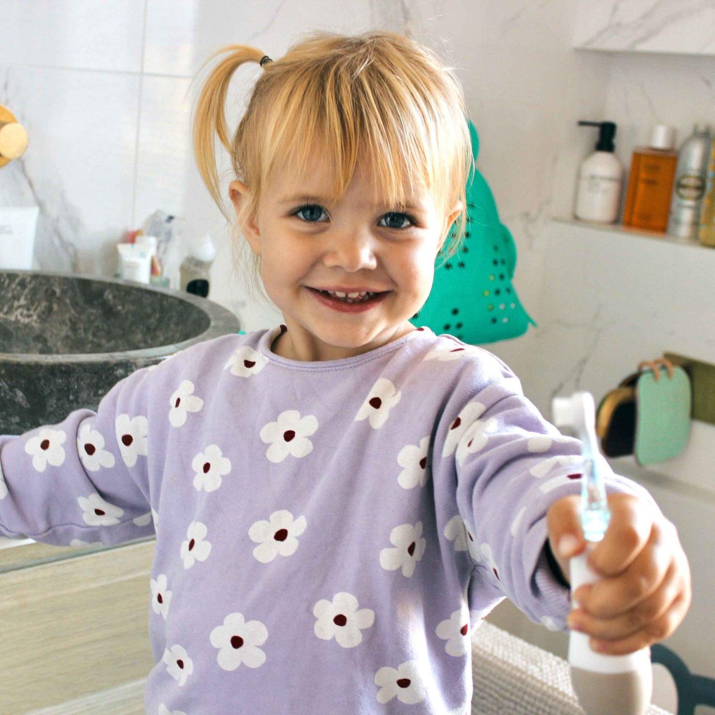 Bblüv Sönik Pro tölthető akkumulátoros kisgyerek fogkefe